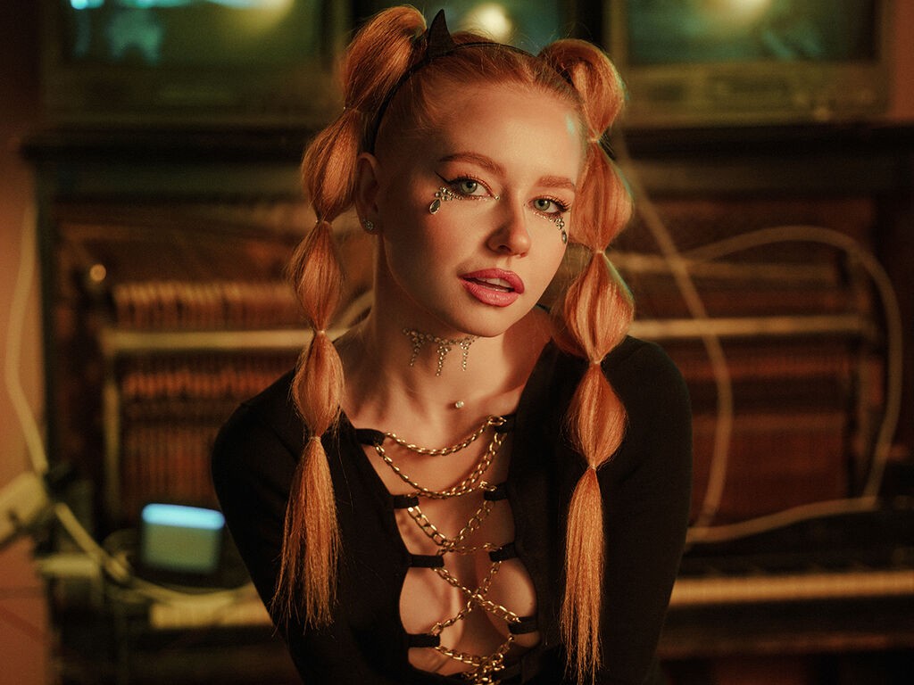 Rheamoons's profile - Image n°2
