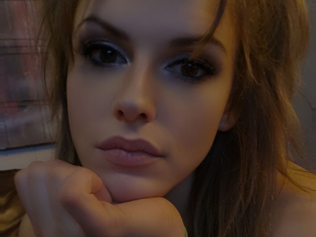 Rhyleeraine's profile - Image n°0