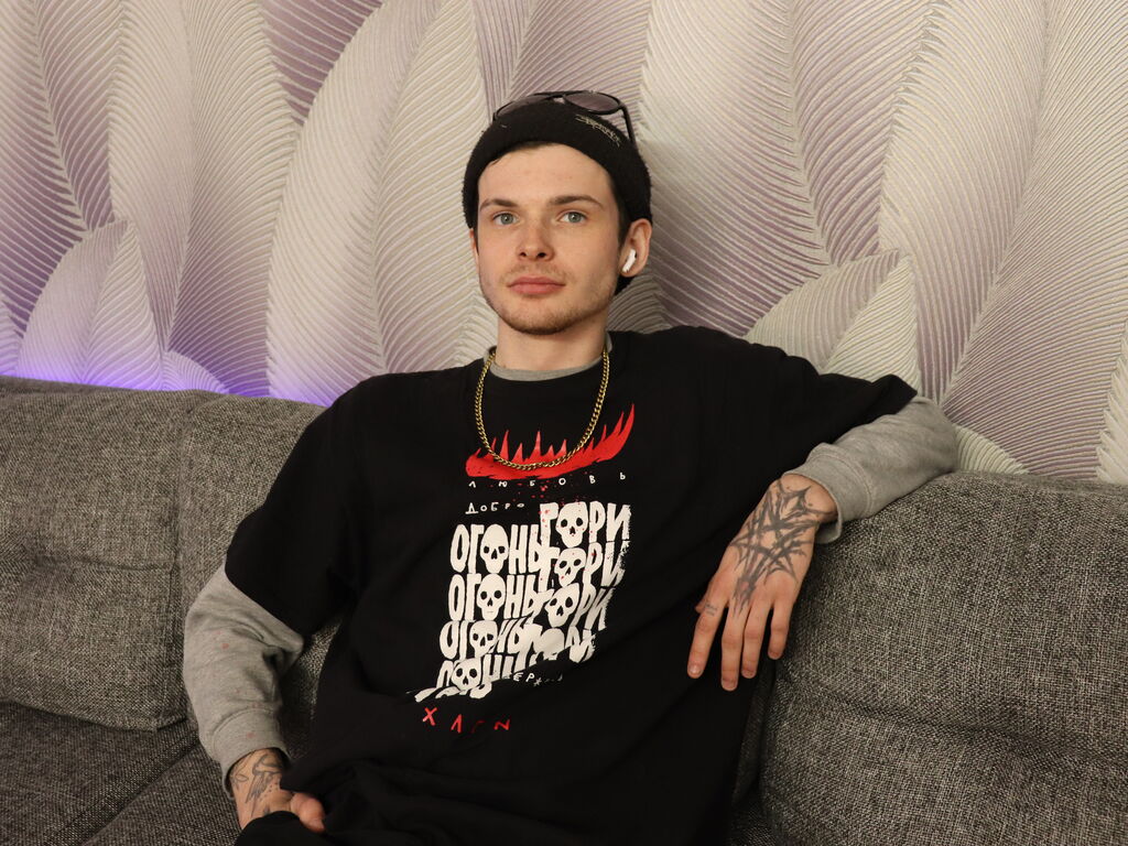Richardskye's profile - Image n°0
