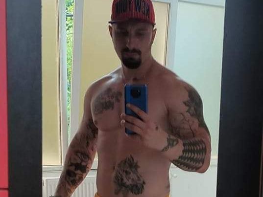 Rickysiner's profile - Image n°0