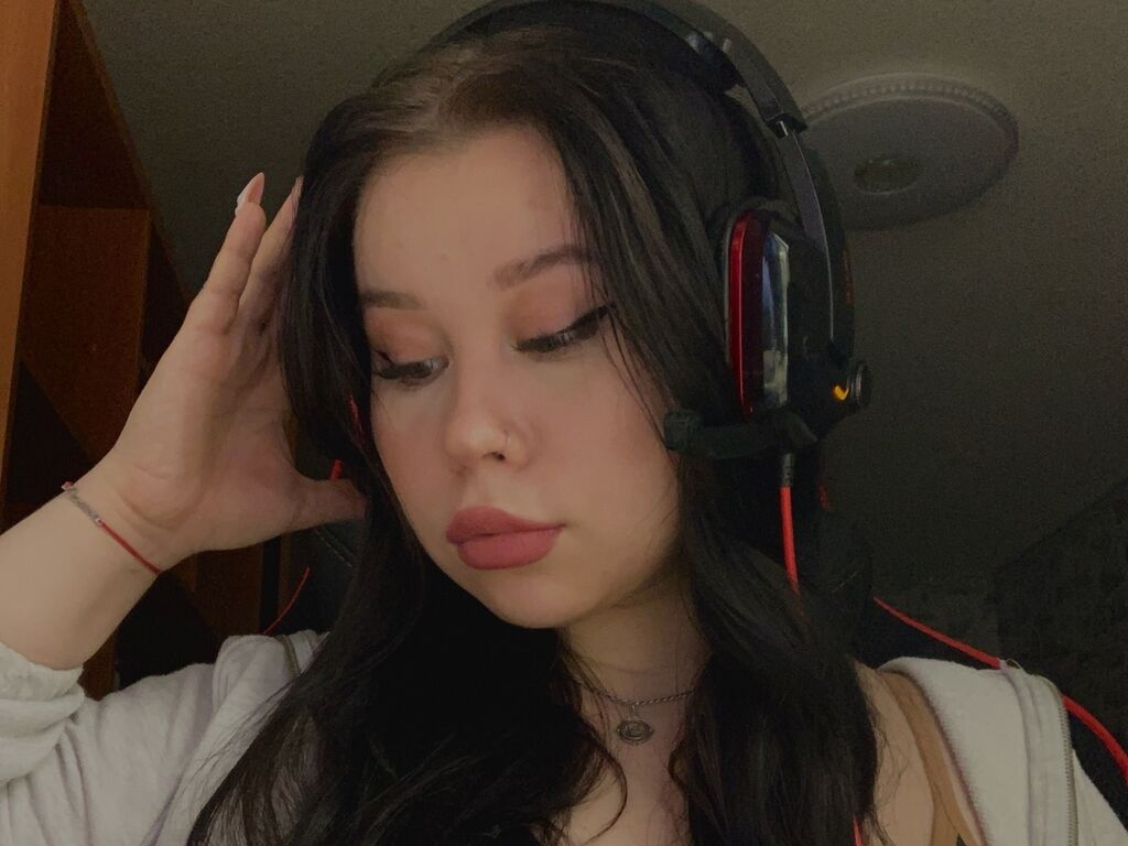 Rileyborn's profile - Image n°1