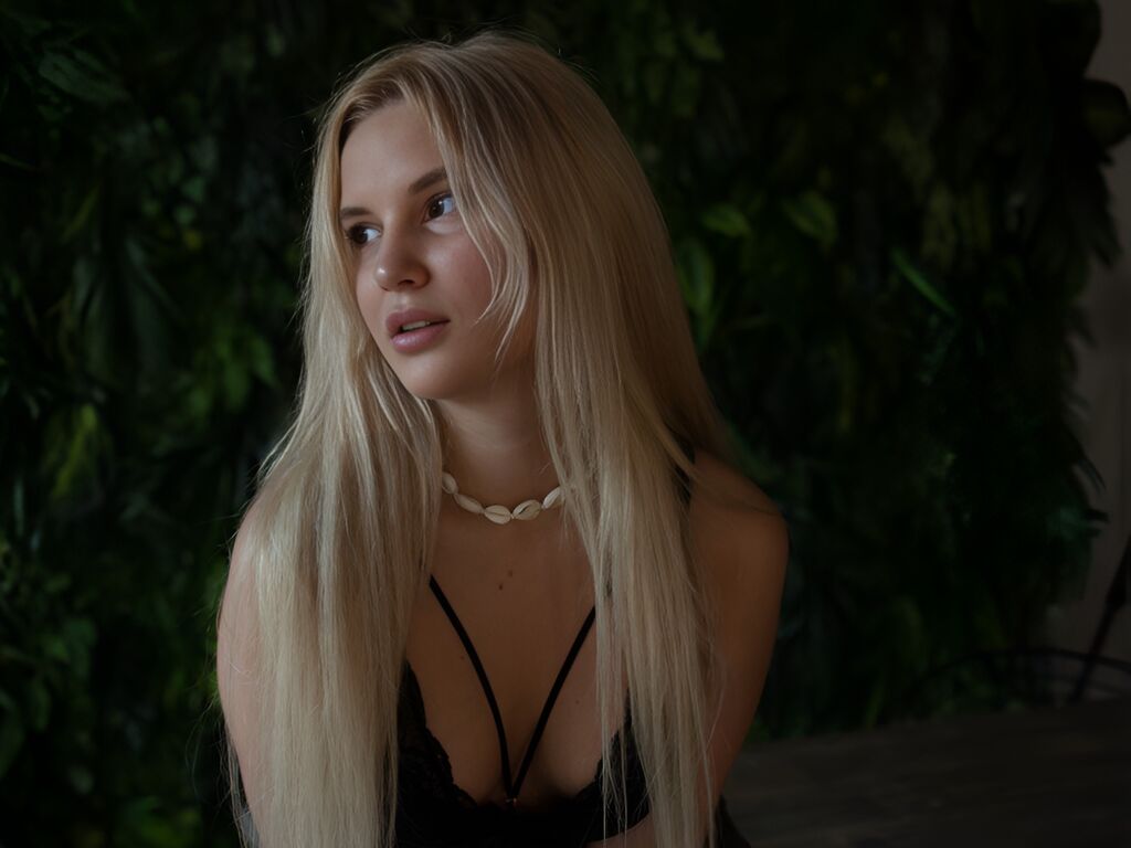 Riveraeva's profile - Image n°0