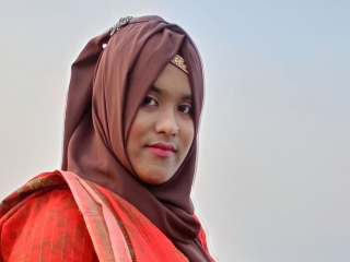 Webcam sex con Riyaema