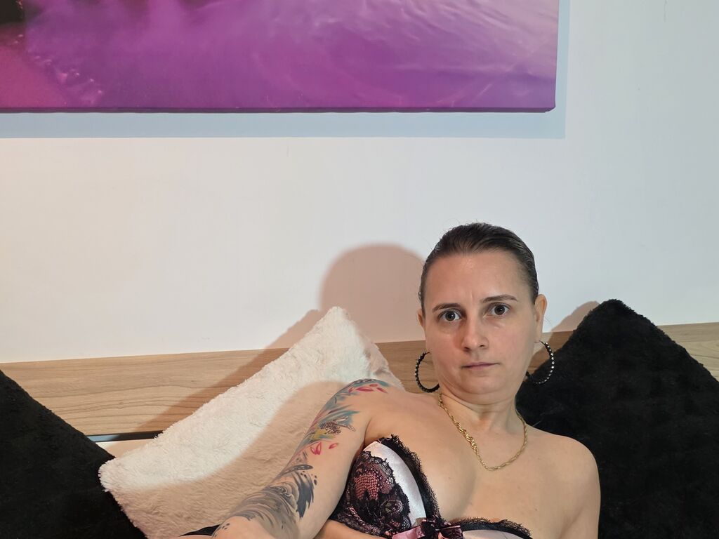 Profil de Robertaaa - Photo n°0