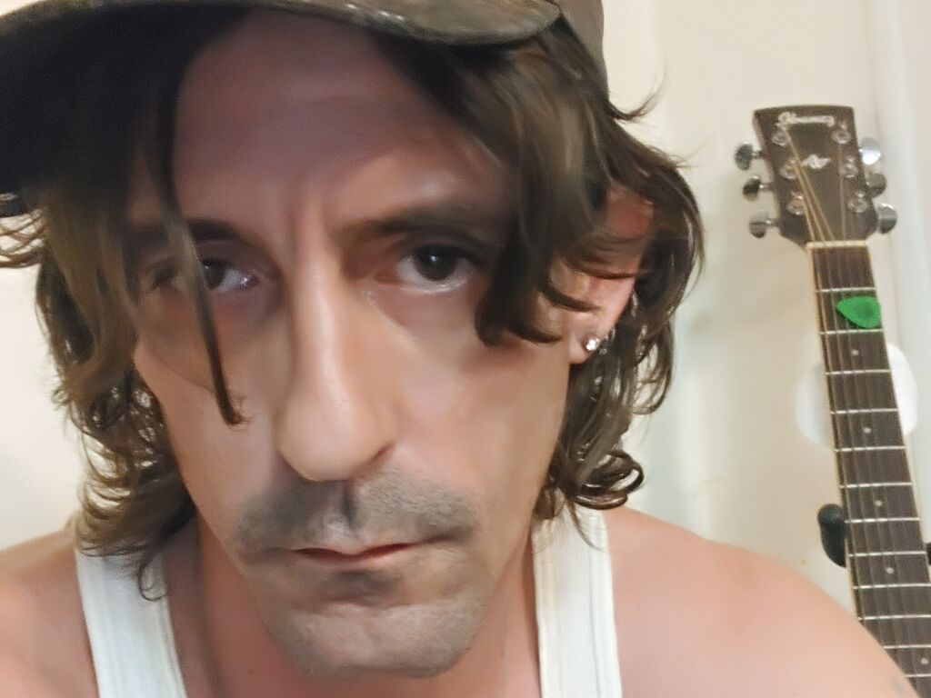Robertestes's profile - Image n°0