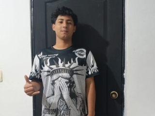 Sexo por webcam con Robertt_Brown