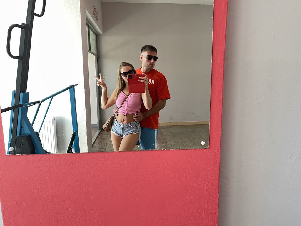 Robinandbella's profile - Image n°0