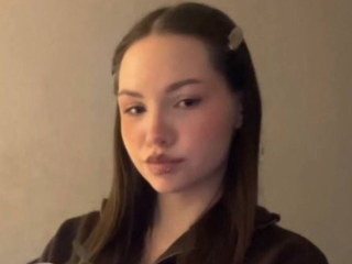 Sexo por webcam con Rolandeviscarra