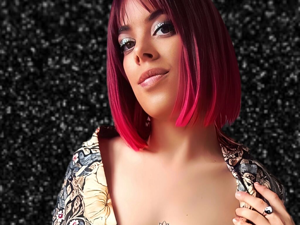 Romaanderson's profile - Image n°0