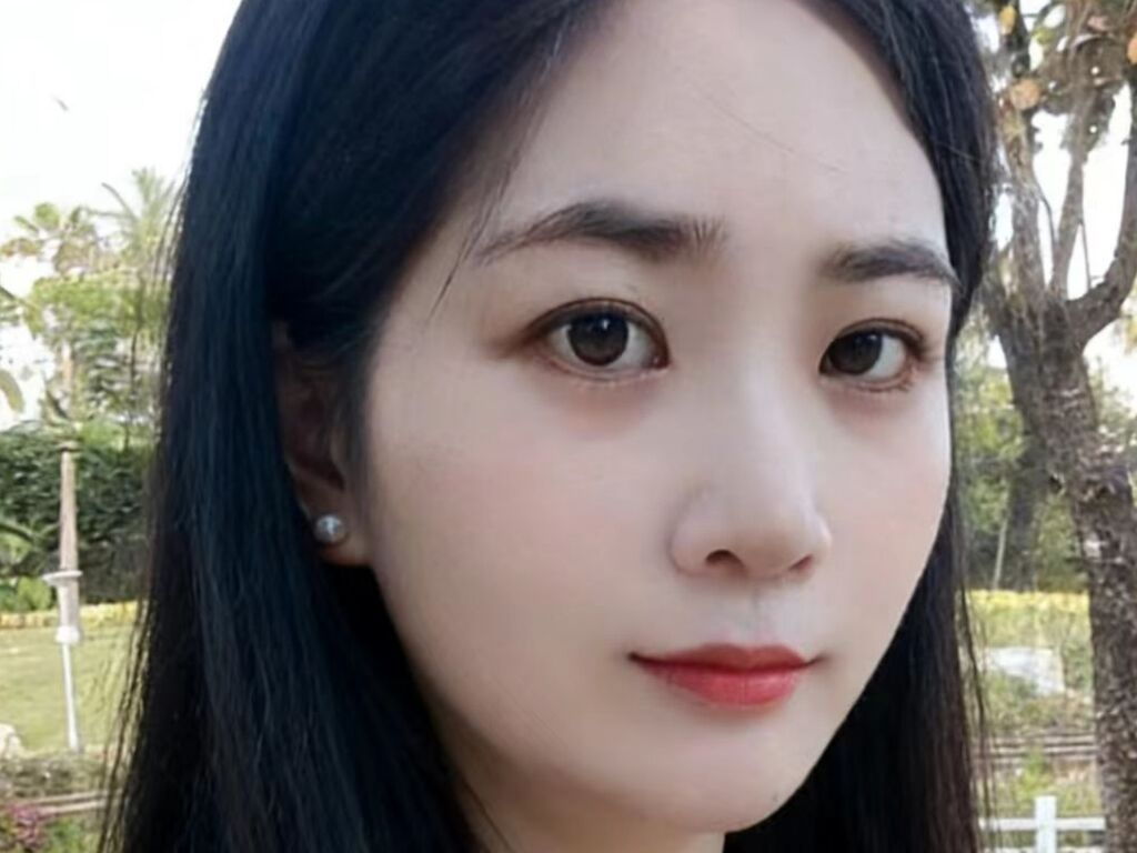 Romhdhush's profiel - Afbeelding n°1