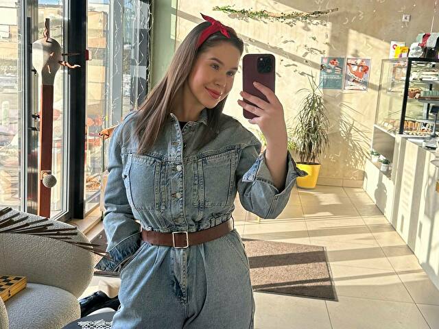 Perfil con Rosally - Imagen  n°1