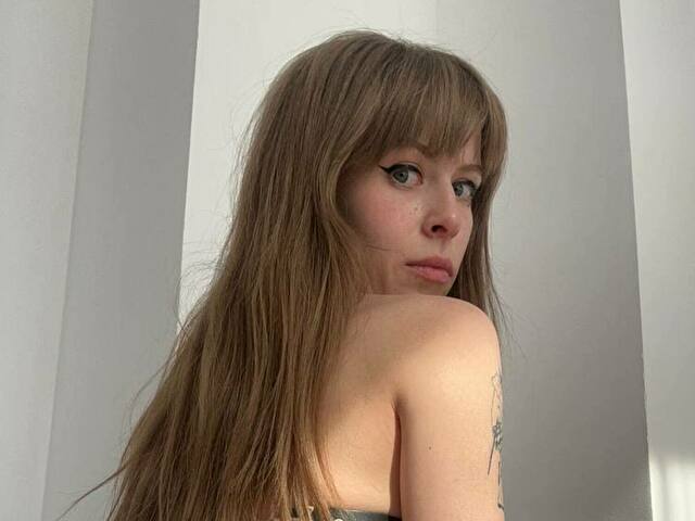 RosaMoore's profile - Image n°7