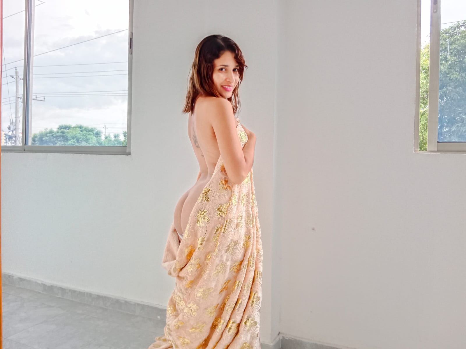 Rosamya's profile - Image n°0