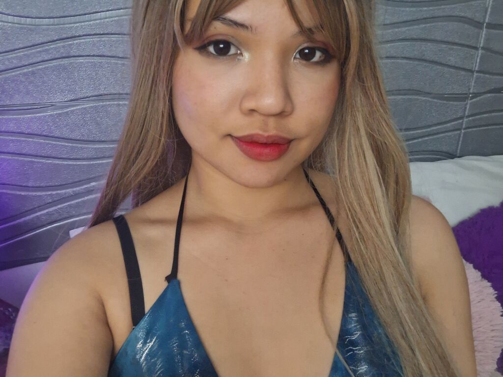 Rosecalloway's profile - Image n°1