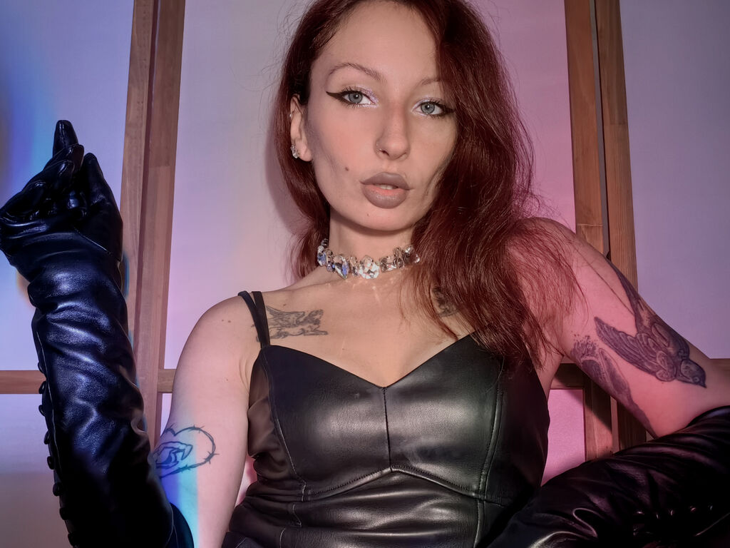 Rosecrowley's profile - Image n°3