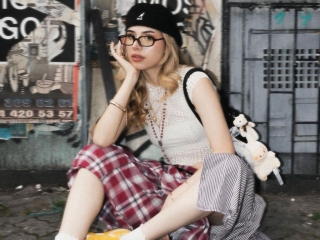 Webcam sex con Rosesrosie