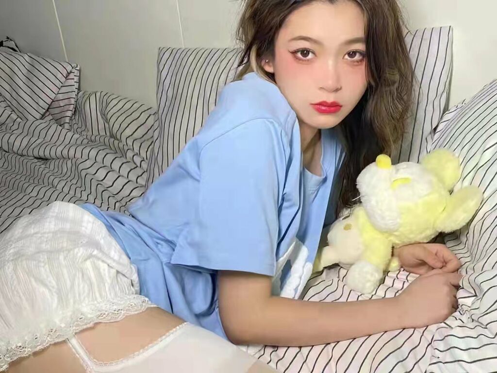 Rosewelson's profile - Image n°0