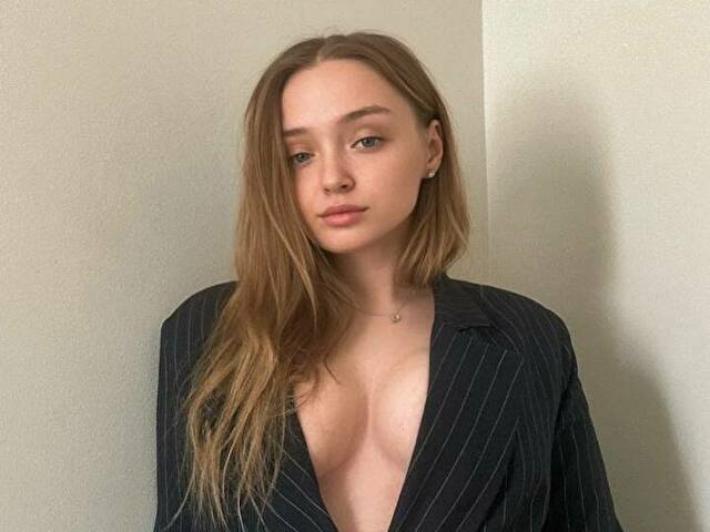 Roseyglow's profile - Image n°15