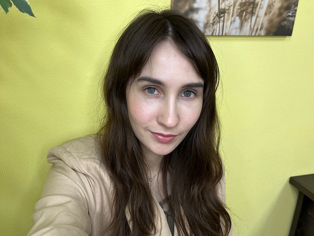 Rowenaclaxton's profile - Image n°0