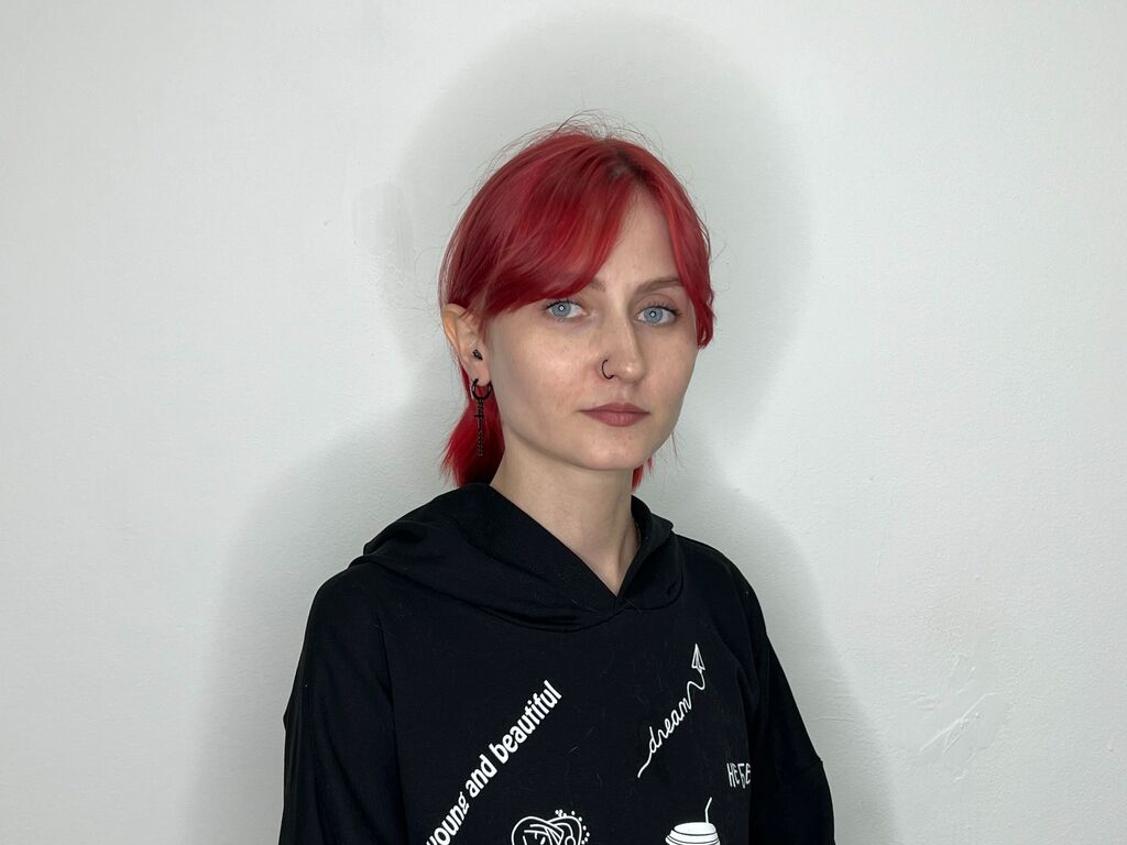 Rowenademan's profile - Image n°0