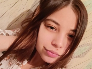 Webcam sex con Rowenaellender