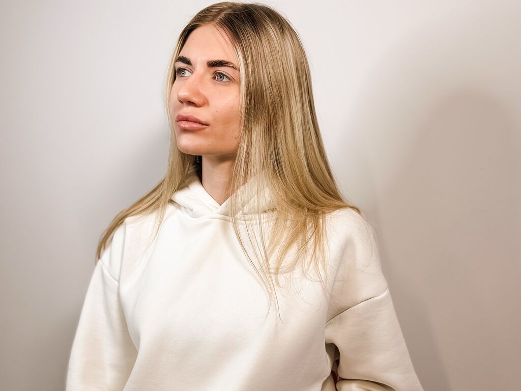 Rowenaferrett's profile - Image n°0