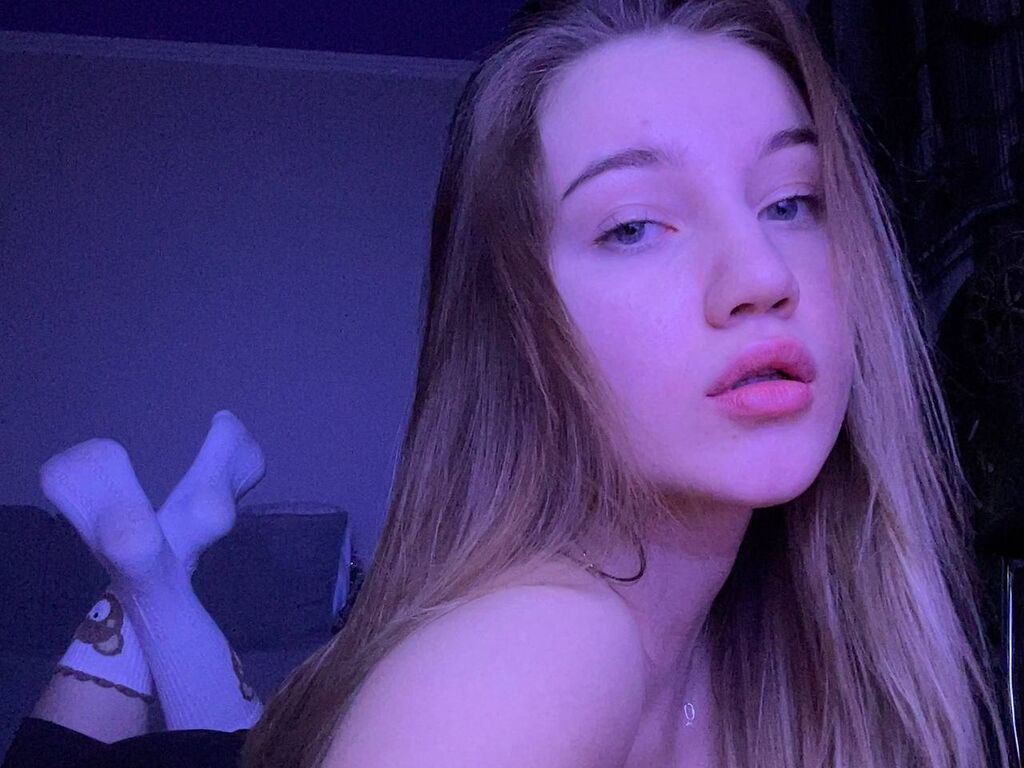 Rowenagoodwyn's profile - Image n°1