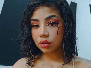 Roxanneee's Sexcam