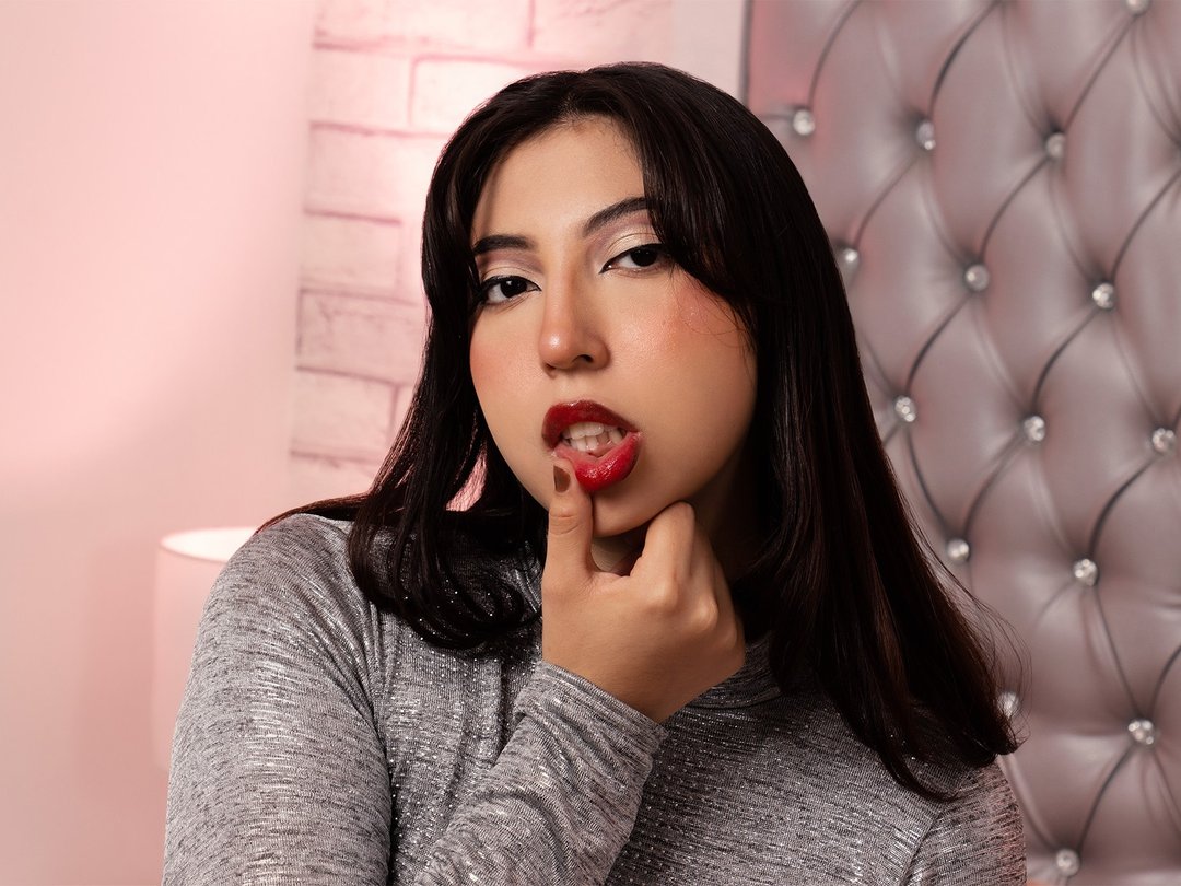 Roxannoir's profile - Image n°0