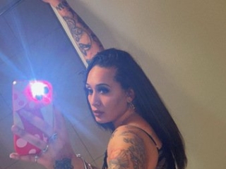 Roxxxiraynee's profiel