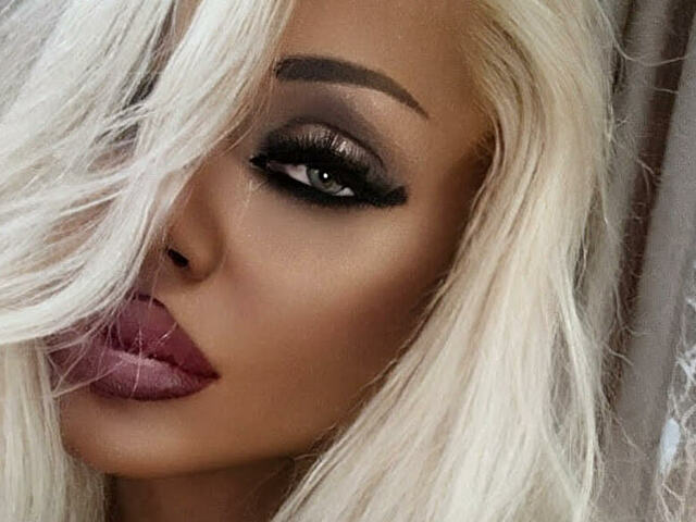 Perfil con Roxxxy - Imagen  n°2