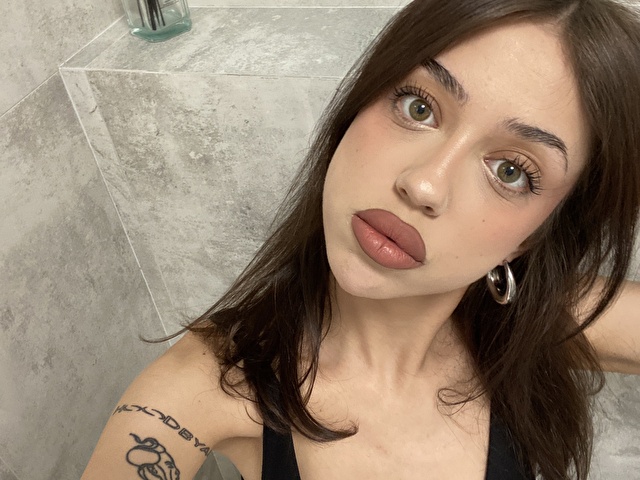 Roxybullet's profile - Image n°2
