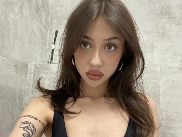 Roxybullet's profile - Image n°1