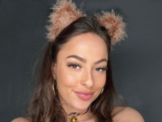 Roxywintersbabestation's Sexcam