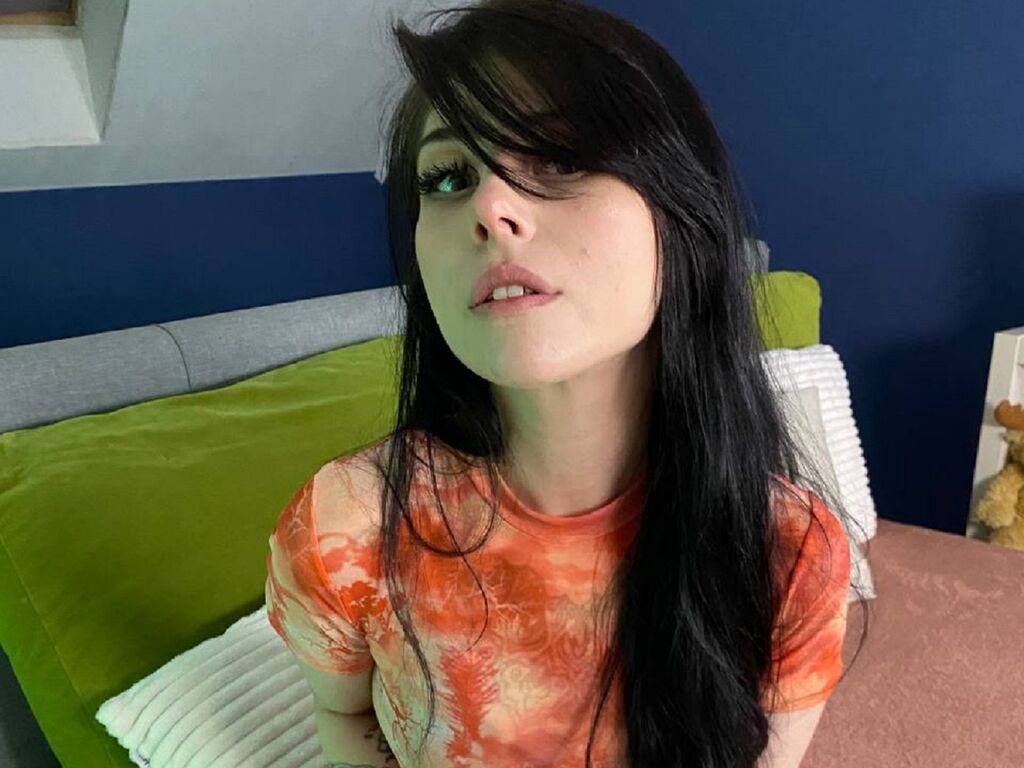 Rozepoze's profile - Image n°0