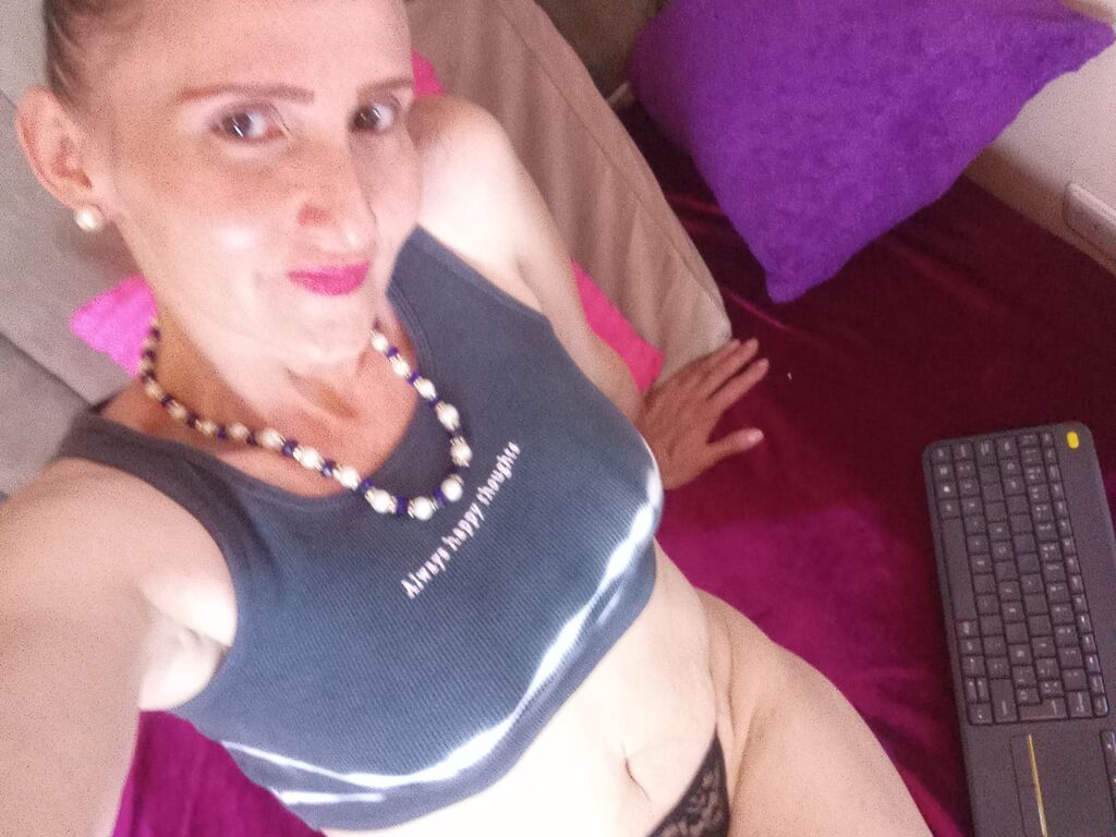 Perfil con RubiAnderson - Imagen  n°77