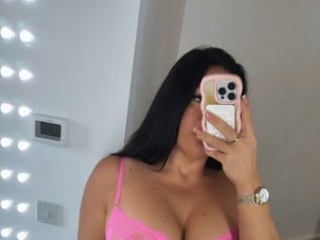 Webcam sex with Ruby_Crystalx