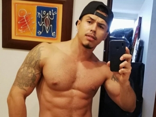 Webcam sex met Rurik_Jones