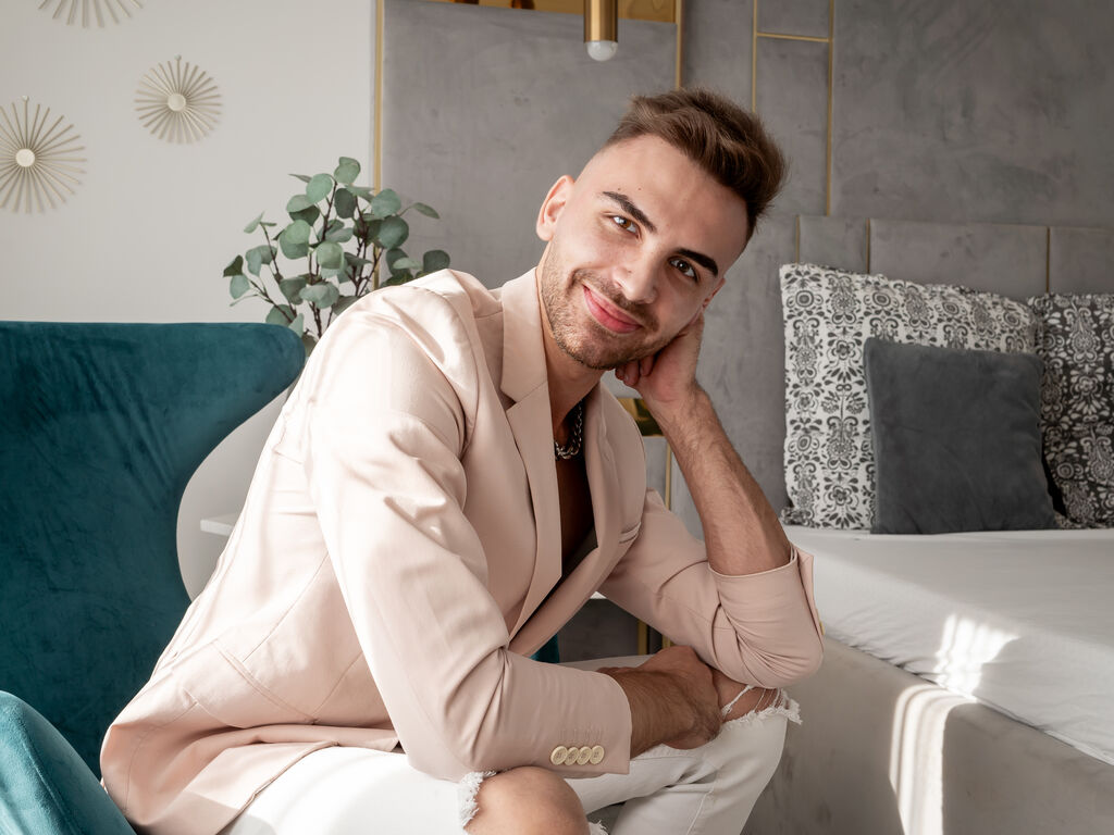 Ryanraider's profile - Image n°1