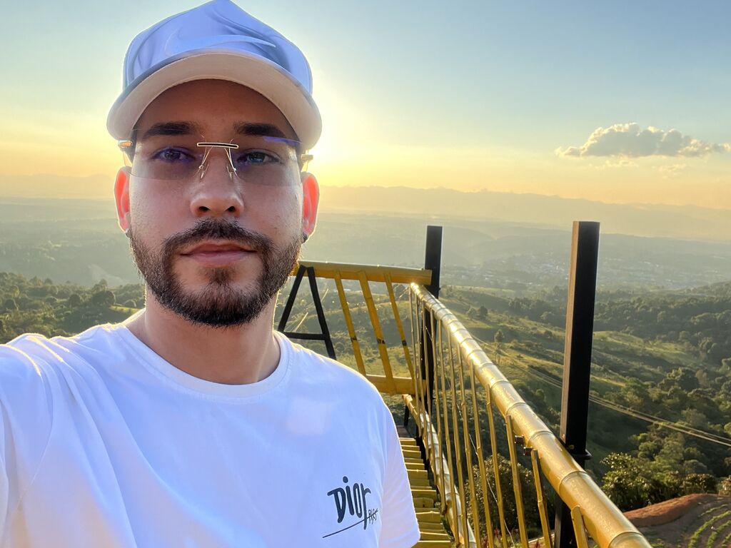 Ryansnow's profile - Image n°1