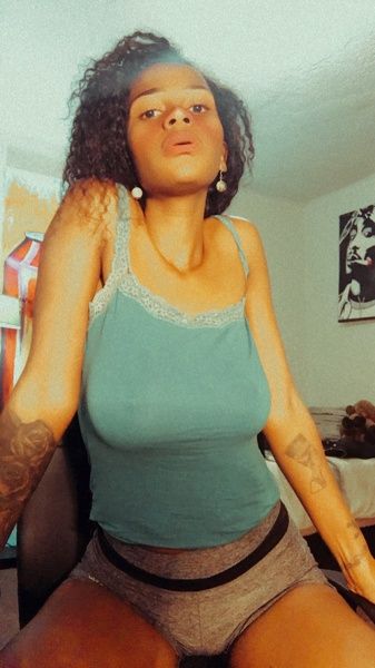 SorayaBanks55's Profil - Bild n°5