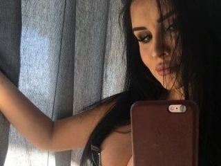 Live Sex StellaXBlack