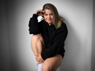 Webcam sex met Sabrinnalewis