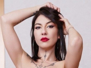 Sexo por webcam con Sageluxxe