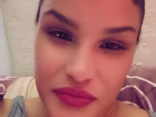 Sexo por webcam con Sagitariablossom