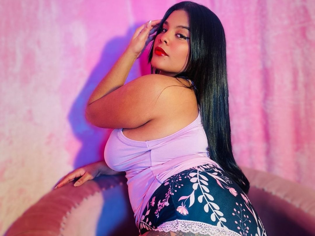 Sam_Curvy's profile - Image n°0