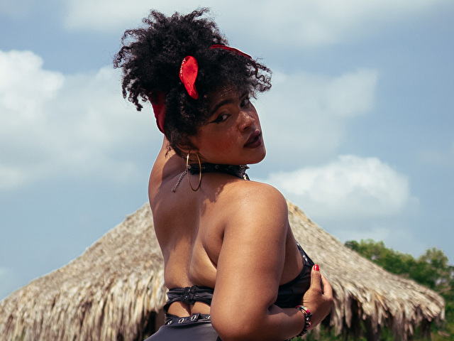 Perfil con Samantablack - Imagen  n°17