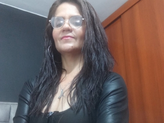 Webcam sex with Samanthaarom