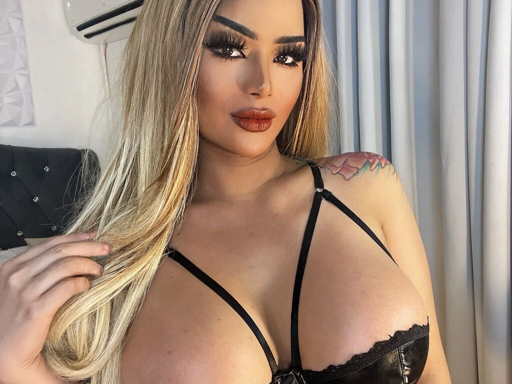 Samanthaperth's profile - Image n°5