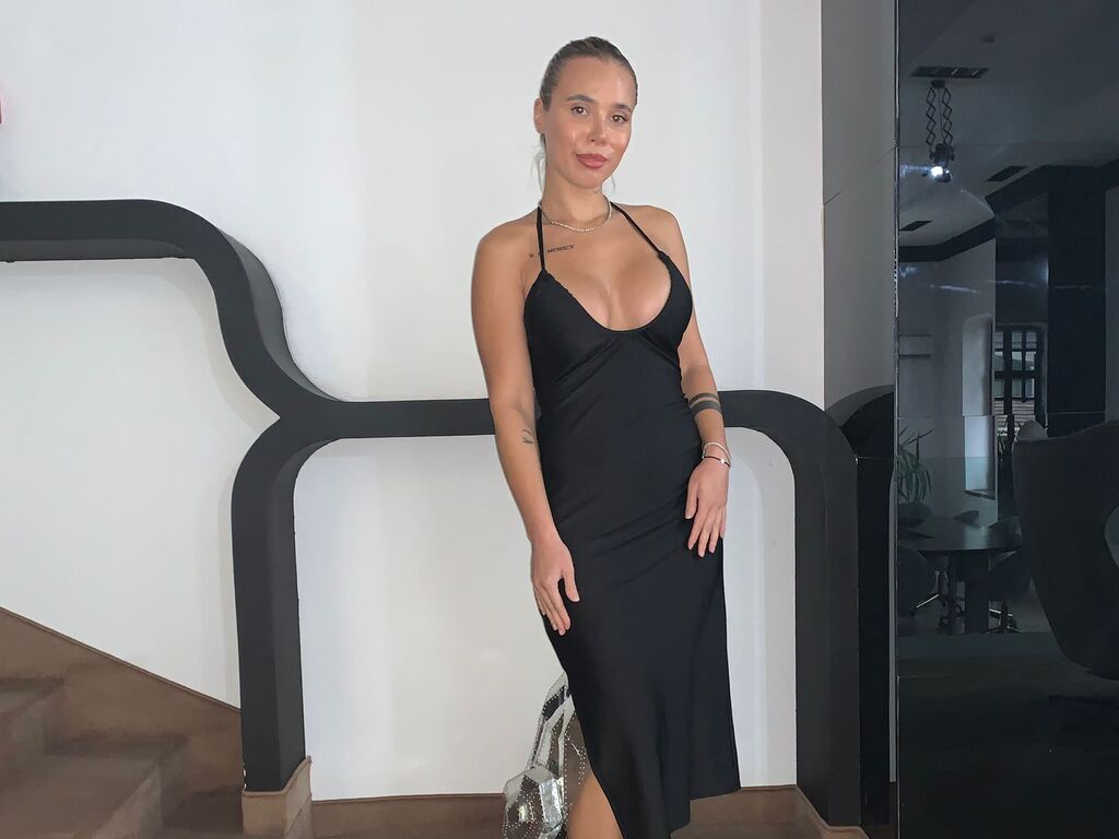 Sandradymond's profile - Image n°1